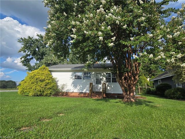 1308 Bogart Street, Greensboro, NC 27405