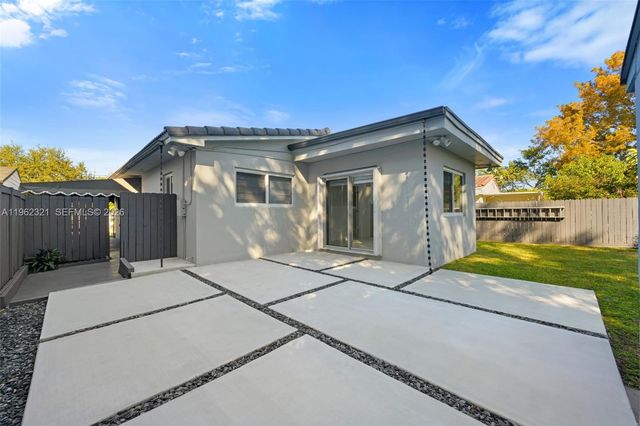 1811 SW 18th Ave, Miami, FL 33145