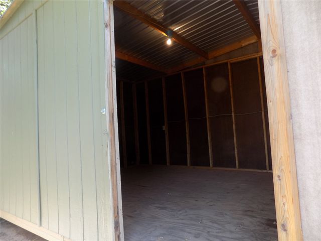 12792 W Highway 199, Poolville, TX 76487