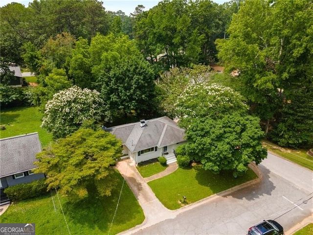 1060 Pinedale Drive SE, Smyrna, GA 30080