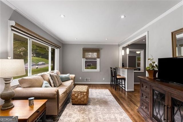 1060 Pinedale Drive SE, Smyrna, GA 30080