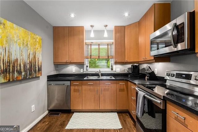 1060 Pinedale Drive SE, Smyrna, GA 30080