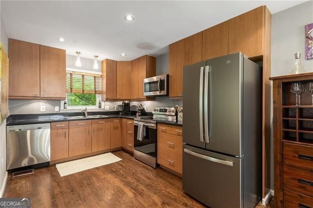 1060 Pinedale Drive SE, Smyrna, GA 30080