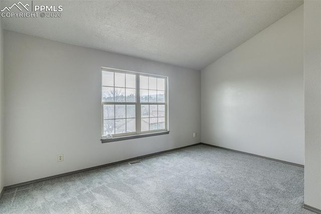 6816 Ravencrest Drive, Colorado Springs, CO 80919
