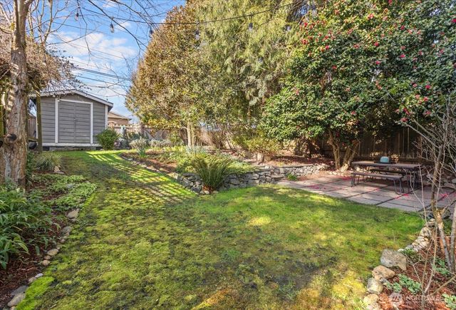 7729 18th Avenue SW, Seattle, WA 98106