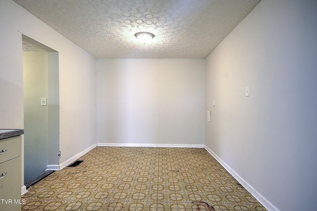 236 Kermit Road, Weber City, VA 24290