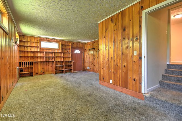 236 Kermit Road, Weber City, VA 24290