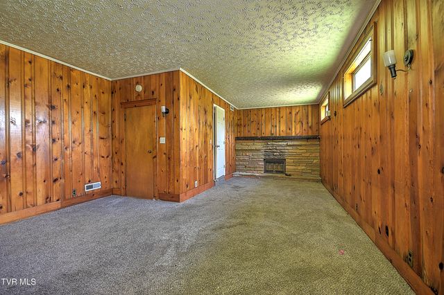 236 Kermit Road, Weber City, VA 24290