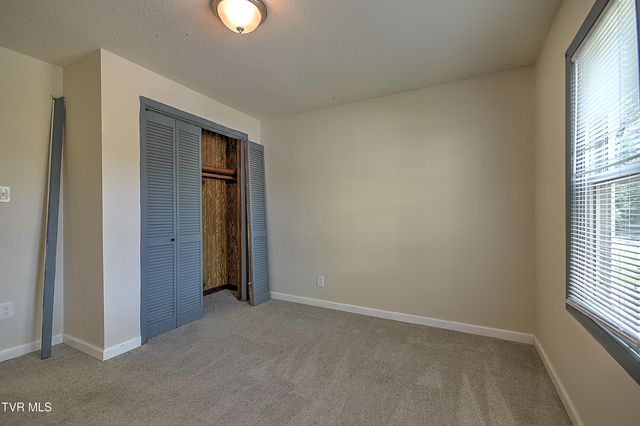 236 Kermit Road, Weber City, VA 24290