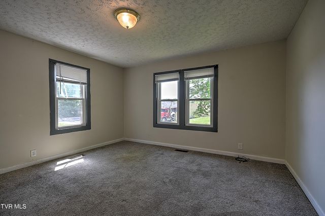 236 Kermit Road, Weber City, VA 24290