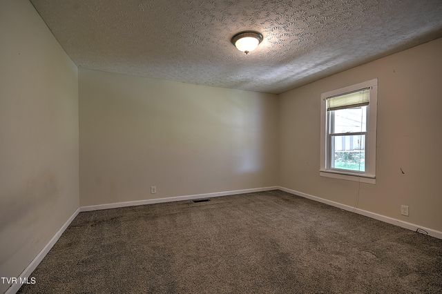 236 Kermit Road, Weber City, VA 24290