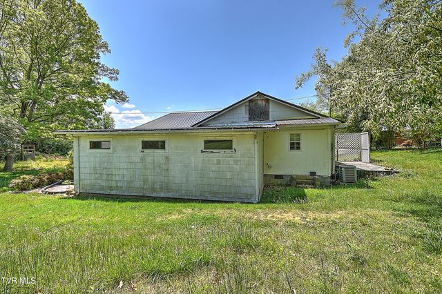 236 Kermit Road, Weber City, VA 24290