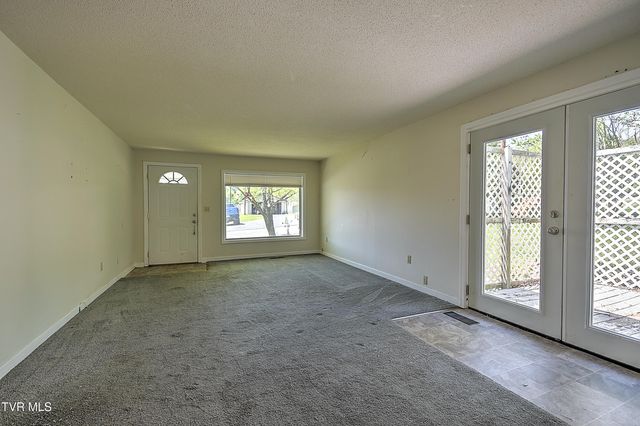 236 Kermit Road, Weber City, VA 24290