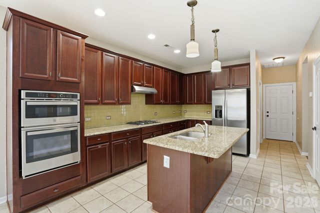 10222 Kelso Court, Charlotte, NC 28278