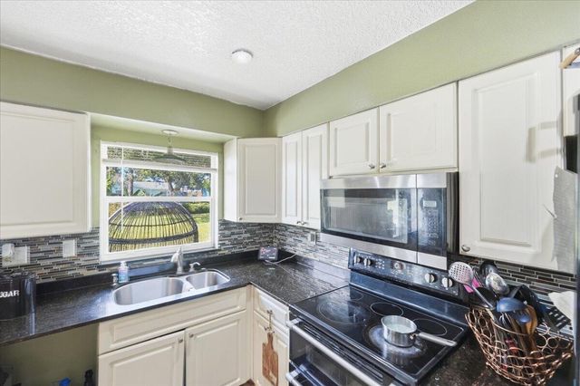 6602 Fort Walton Avenue, Fort Pierce, FL 34951