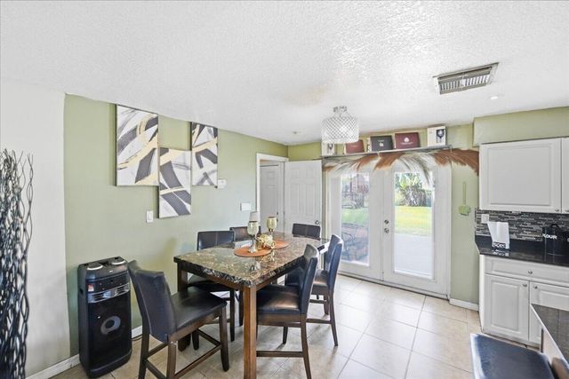 6602 Fort Walton Avenue, Fort Pierce, FL 34951