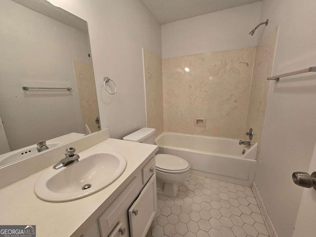 1750 Clairmont Road 4, Decatur, GA 30033