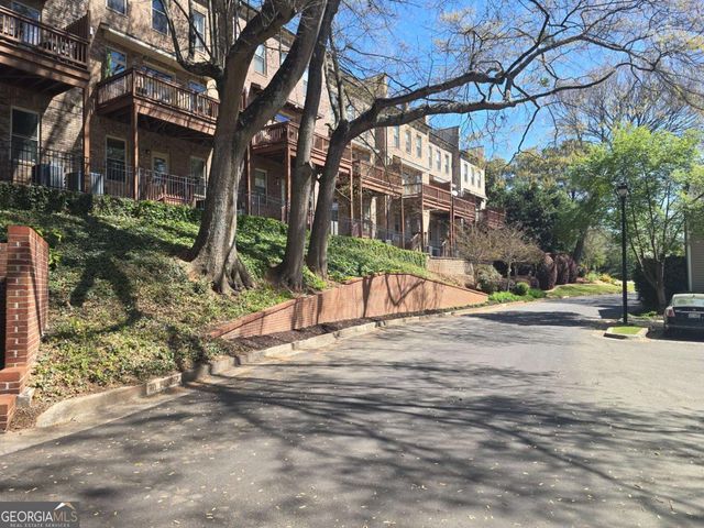 1750 Clairmont Road 4, Decatur, GA 30033