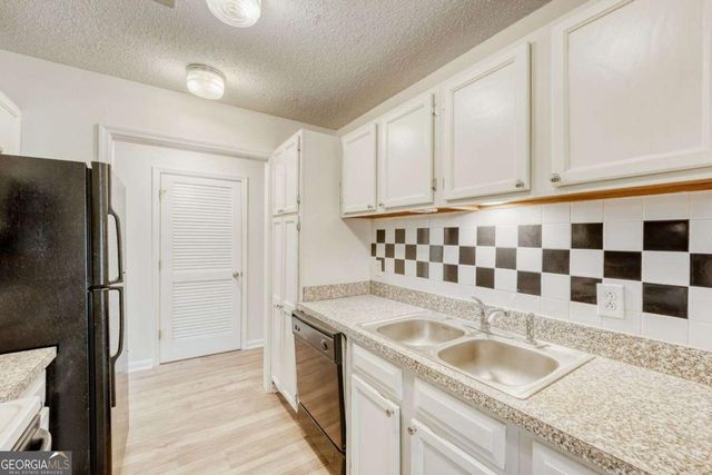 1750 Clairmont Road 4, Decatur, GA 30033