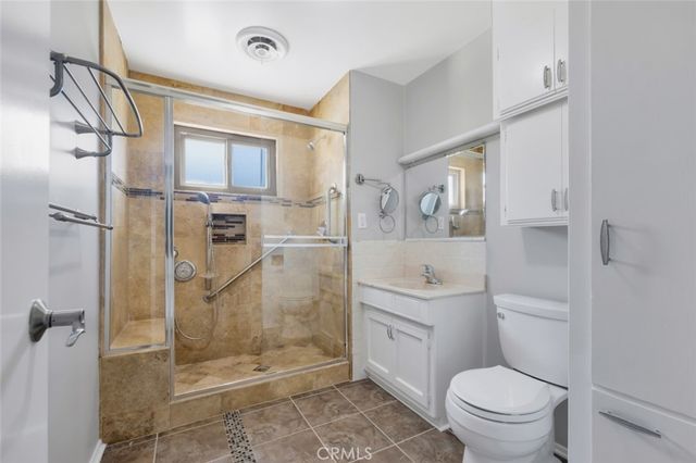 25030 Atwood Boulevard, Newhall, CA 91321
