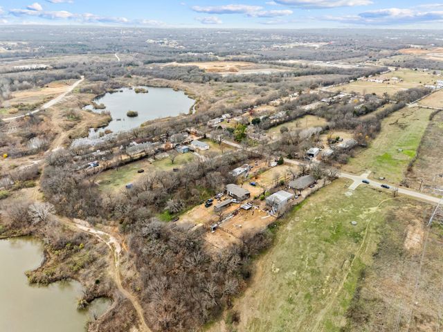 8394 Lake Road, Mansfield, TX 76063