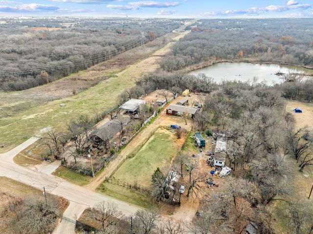 8394 Lake Road, Mansfield, TX 76063