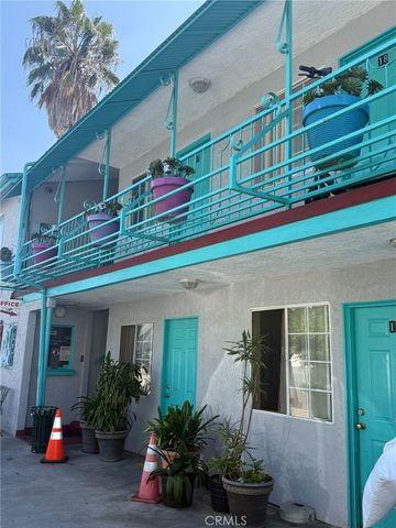 1047 1059 Pacific Avenue, Long Beach, CA 90813