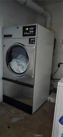 1047 1059 Pacific Avenue, Long Beach, CA 90813