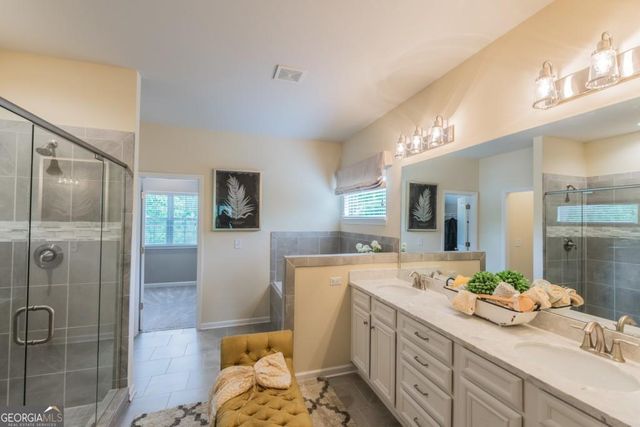 7945 Bristol Valley Drive, Cumming, GA 30028