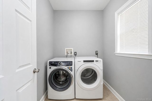 72 Rushmore Street, South Huntington, NY 11746