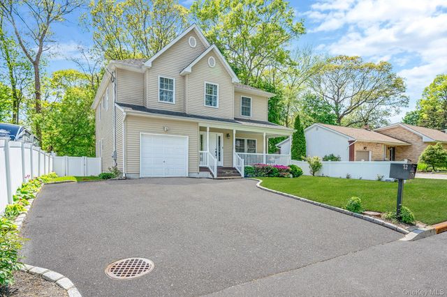 72 Rushmore Street, South Huntington, NY 11746