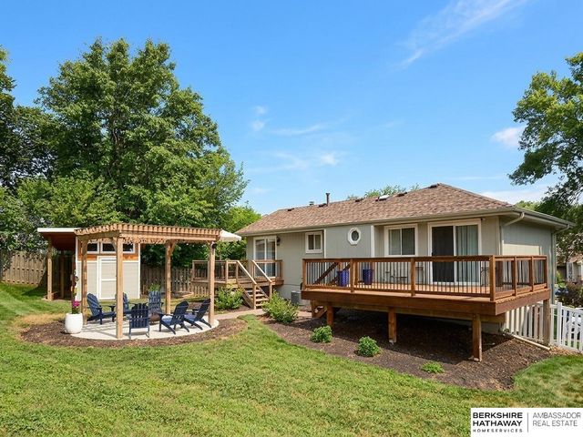 4307 Hike Circle, Bellevue, NE 68123