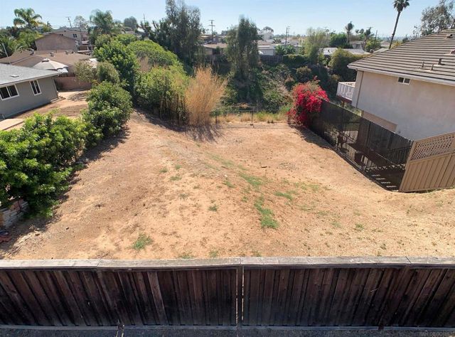 7731 Mockingbird Dr, San Diego, CA 92123