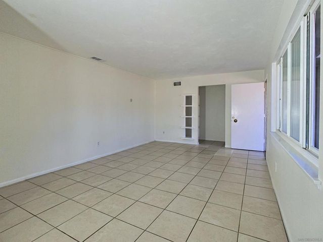 7731 Mockingbird Dr, San Diego, CA 92123