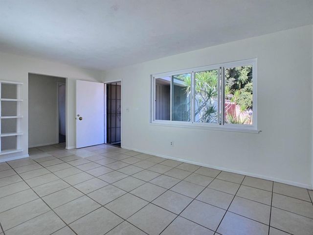 7731 Mockingbird Dr, San Diego, CA 92123