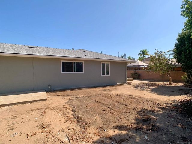 7731 Mockingbird Dr, San Diego, CA 92123