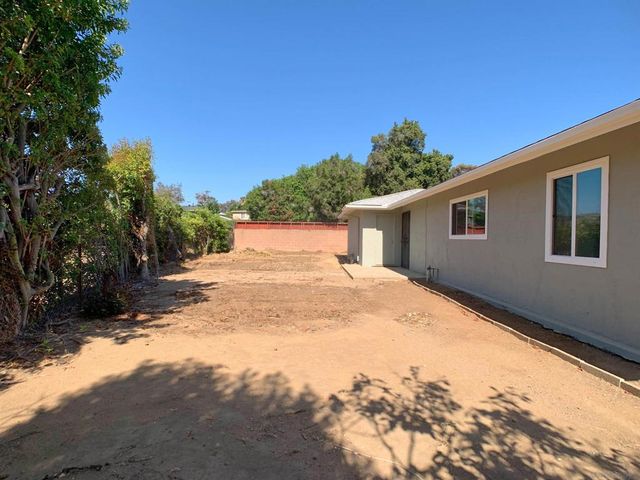 7731 Mockingbird Dr, San Diego, CA 92123
