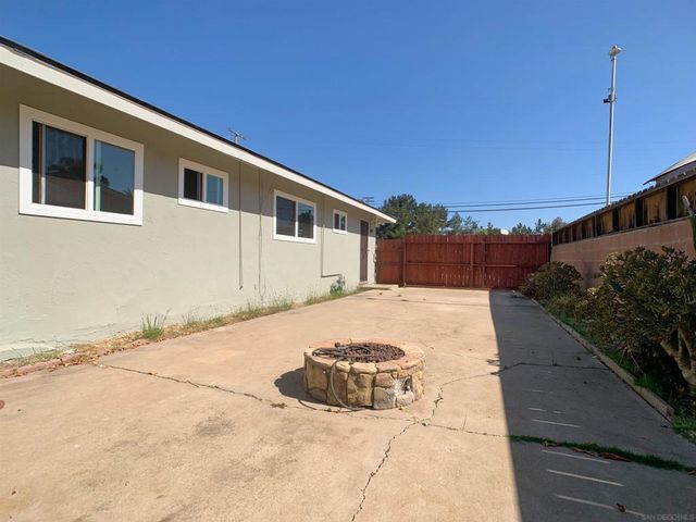 7731 Mockingbird Dr, San Diego, CA 92123
