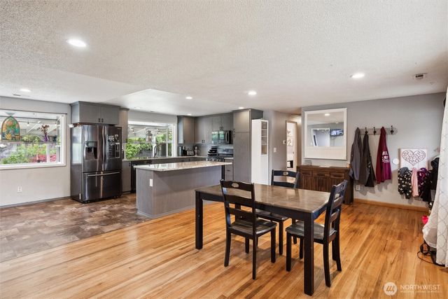 8301 NE Benton Drive, Vancouver, WA 98662