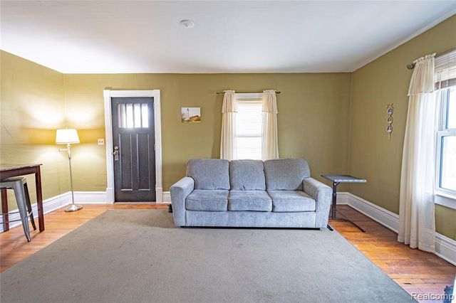 1334 Beard Street, Port Huron, MI 48060