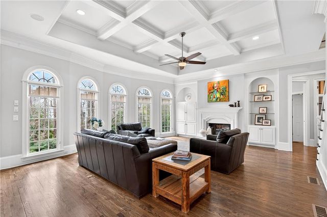 575 Trimble Lake Court, Atlanta, GA 30342