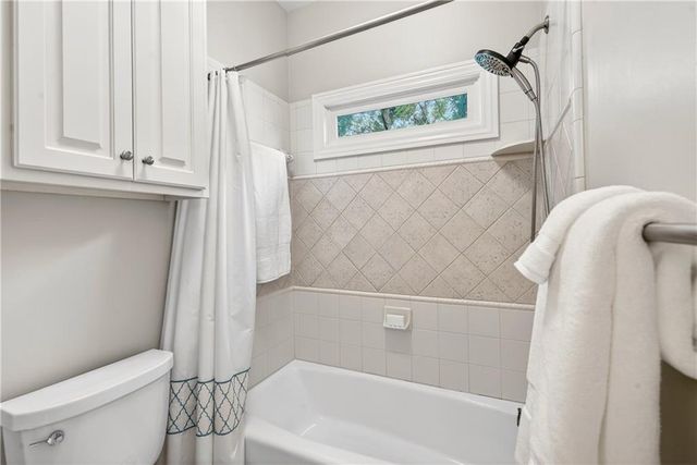 575 Trimble Lake Court, Atlanta, GA 30342