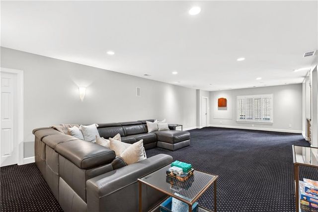 575 Trimble Lake Court, Atlanta, GA 30342