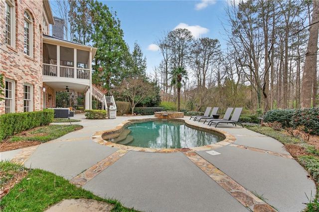 575 Trimble Lake Court, Atlanta, GA 30342
