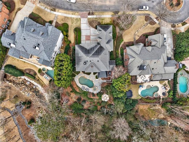 575 Trimble Lake Court, Atlanta, GA 30342