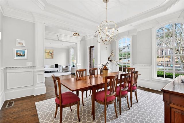 575 Trimble Lake Court, Atlanta, GA 30342