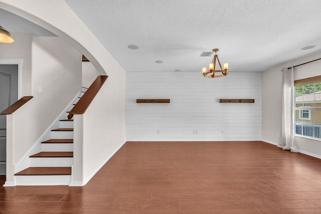 16108 LONEOAK VIEW DRIVE, Lithia, FL 33547