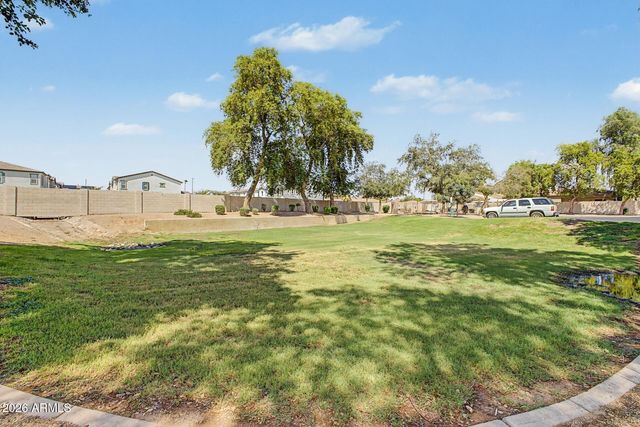 635 W COLT Road, Chandler, AZ 85225