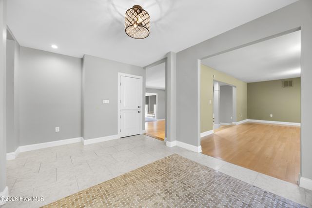 1011 Greenway Road, Jacksonville, NC 28546