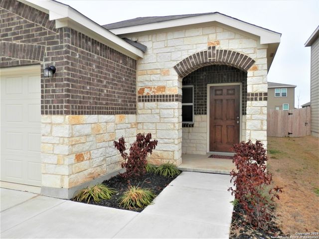 334 MISTFLOWER, New Braunfels, TX 78130